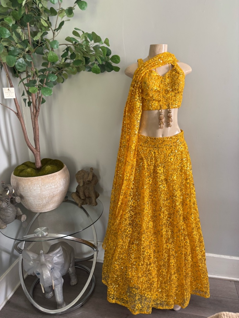 AhoiCHIC Yellow Embroidered Dress - M